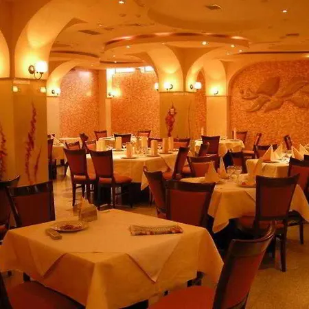 Class Hotel 3*