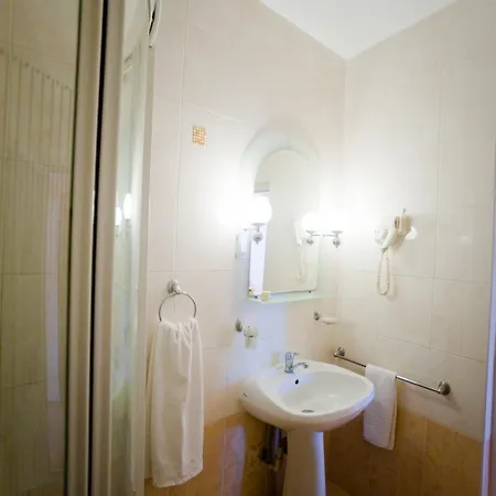 Class Hotel 3*
