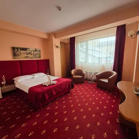 Class Hotel