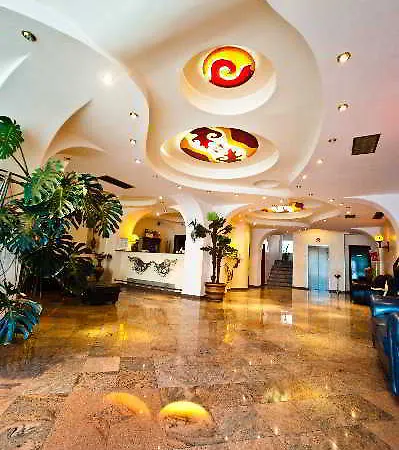 Hotel Class 3*